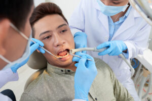 Dentist Near Me for Teeth Scaling and Polishing